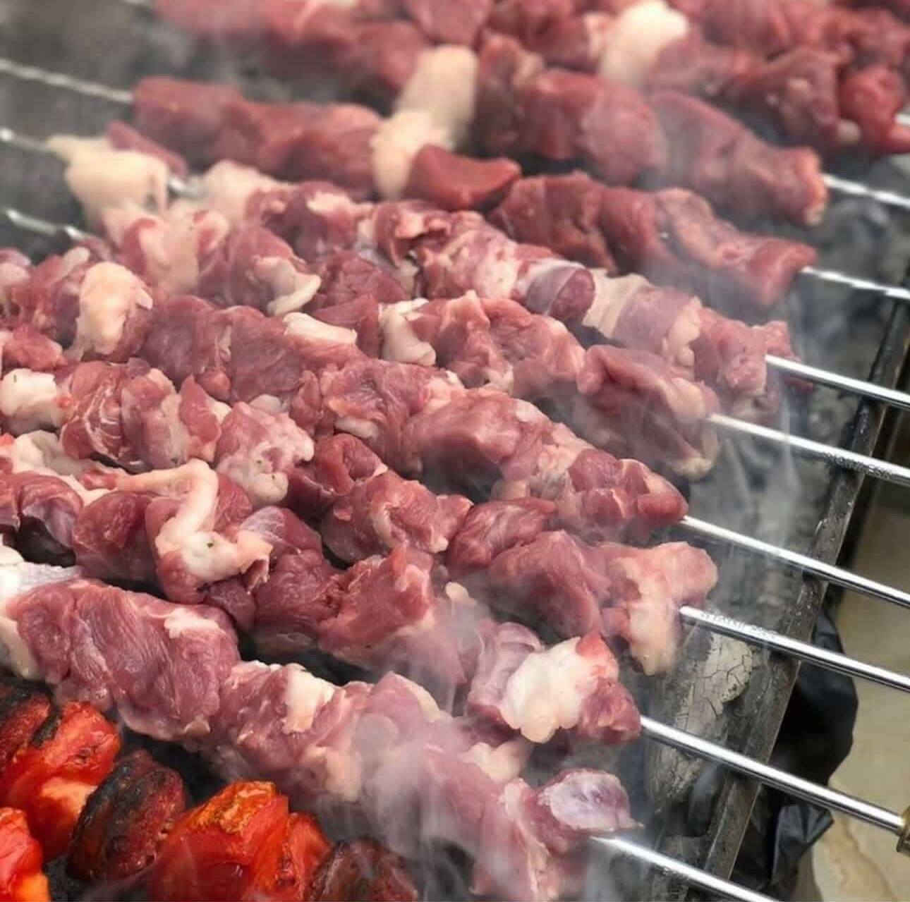 سلام عليكم زبائنا الكرام
مشويات بأنواعها الحومنا طازج وعراقي 

زورونا وجربونا ومراح تعوفونا 

الكرغوليه مقابل مطعم الامراء 

التوصيل ***********
.
