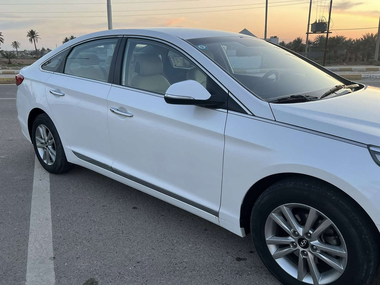 سوناتا للبيع موديل 2018 خليجي مكفوله نص مواصفات رقم بغداد مشروع وطني المكان عامرية الفلوجه 
سعر 163 ورقه 
للإستفسار : ***********
