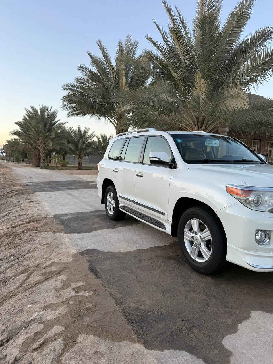 السلام عليكم
لاندكروز موديل 2012رقم بغداد الدولي بأسمي فول مواصفات مكفولة كفاله عامه والسونار مرفق بالمنشور المكان كربلاء السعر السعر النهائي348
***********
***********
