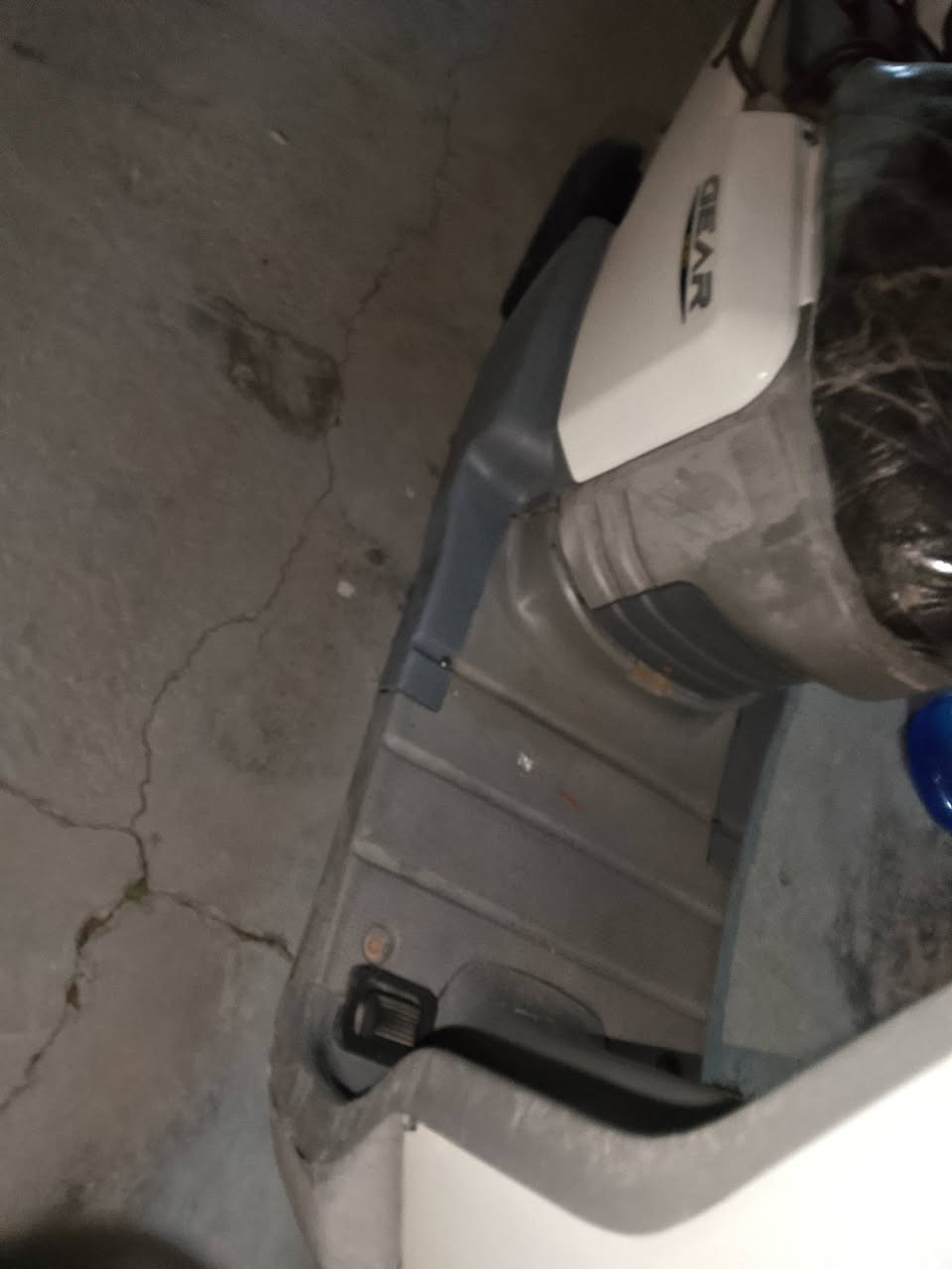 السلام عليكم
دراجة بيكم للبيع الدراجة خير من الله من كهربائيات سلف شغال اشاير هورن الدراجة كاملة مكملة مكينة ناعمة لو تجيب الف فيتر وياك ميطلع بيها عيب واحد 
السعر 550الف وبيها مجال بسيط للشراي 
للتواصل *********** موجود واتساب
العنوان بغداد البياع
