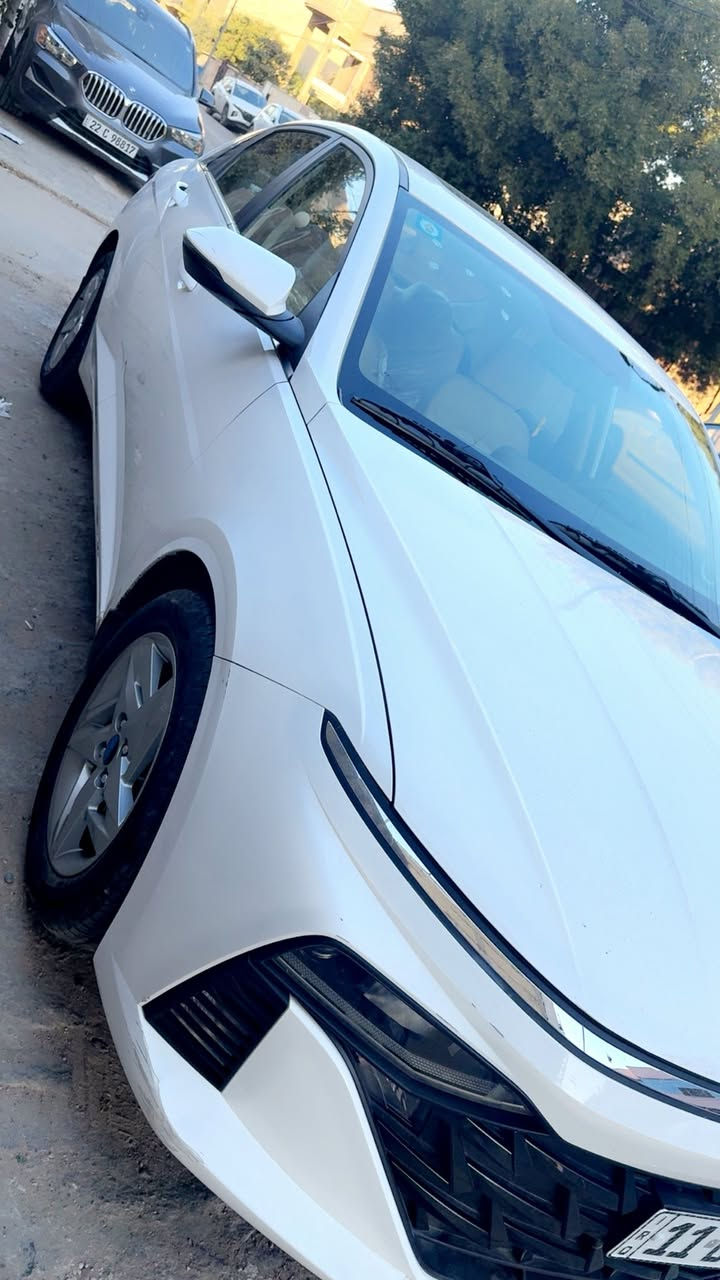 السلام عليكم 
اكسنت 2024 ماشيه 14 ألف سياره بدون صبغ بدون ضرر سلايد دشبول دجتل شاشه ضمان الشركه الاولى مكان سياره بغداد السعر 148$ 
للاستفسار ***********
