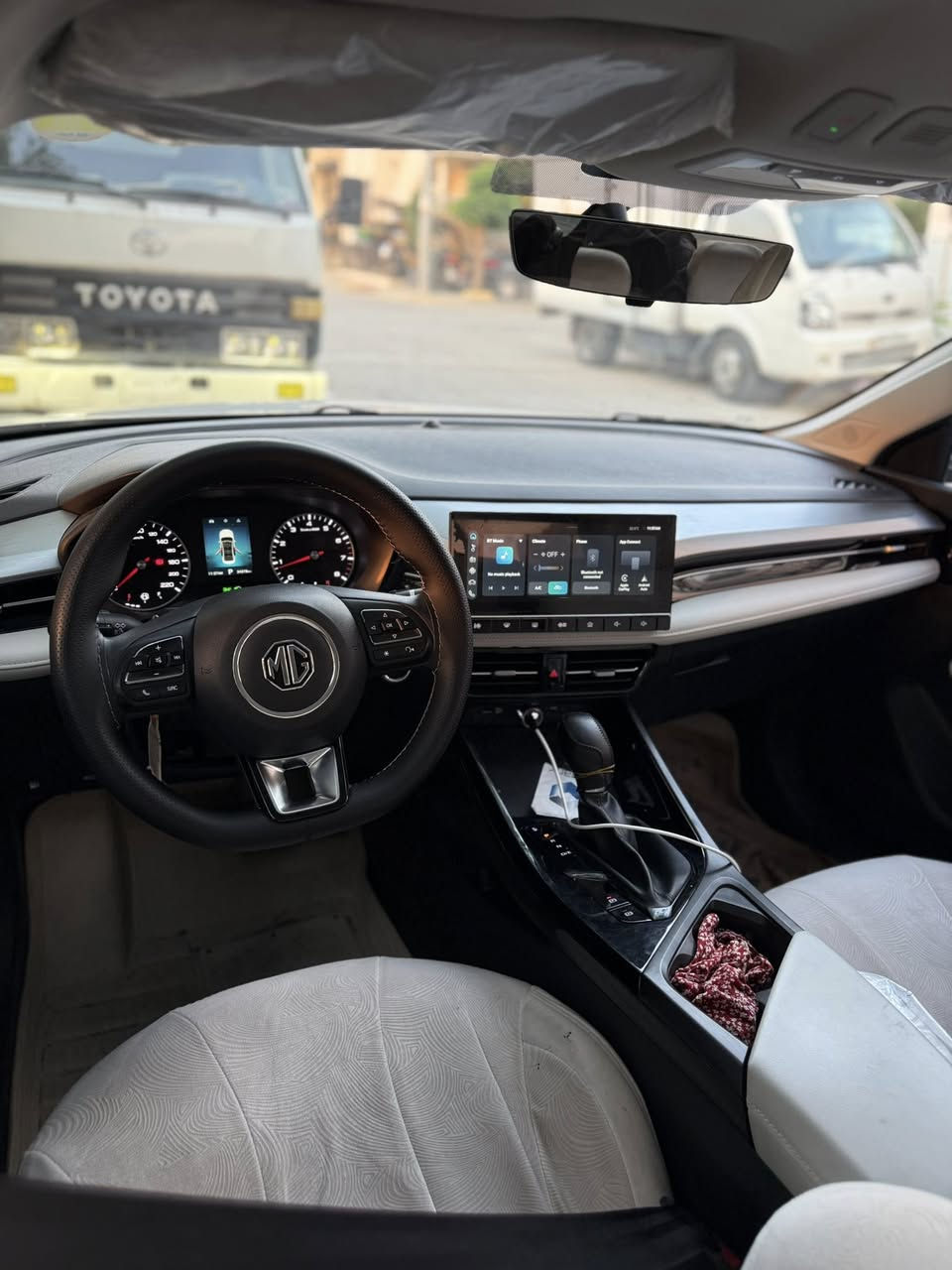 MG5 2024 comfort
شکڵ تازە نموونەی جوانی
٣٤ هەزار ڕۆشتووە هیچی نیە زۆر جوانە 
***********
***********

