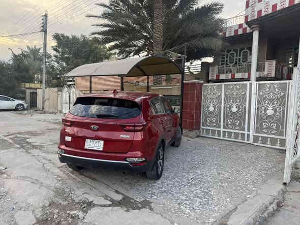 ياالله السلام عليكم كيا سبورتج موديل 2022  وارد أمريكي مواصفات داخل بيجي كامره لأدار ويل كب تحكمات استيرن حادثه جاملغ تبديل فقط بدون أرباك صور الحادث بلمنشور علما ان السياره بدون أرباك ماشيه 37 الف رقم بغداد باسمي   سونر سياره بل منشور السعر177 ورقه بيه مجال بسيط مكان السياره بغداد الاتصال على هذا الرقم ***********
