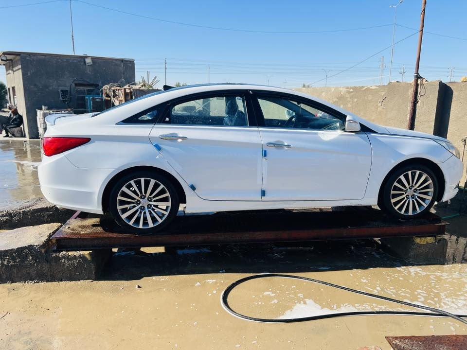 سوناتا موديل 2014 خليجي 2400 فول مواصفات 
كفاله ماشيه 105 
السعر 153 وبيها مجال بسيط
رقم الهاتف. *********** واتساب. اتصال السونار مرفق مع الصور
