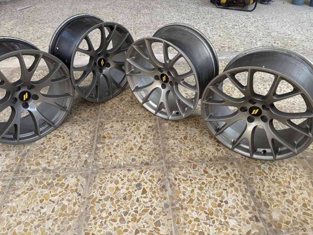 للبيع تخم srt بدون عواج ولا لحيم السعر 350 الف مكاني عماره


**إذا كنت صاحب هذا الإعلان وتريد حذفه لأي سبب، رجاءا أرسل رسالة إلى الدعم الفني**