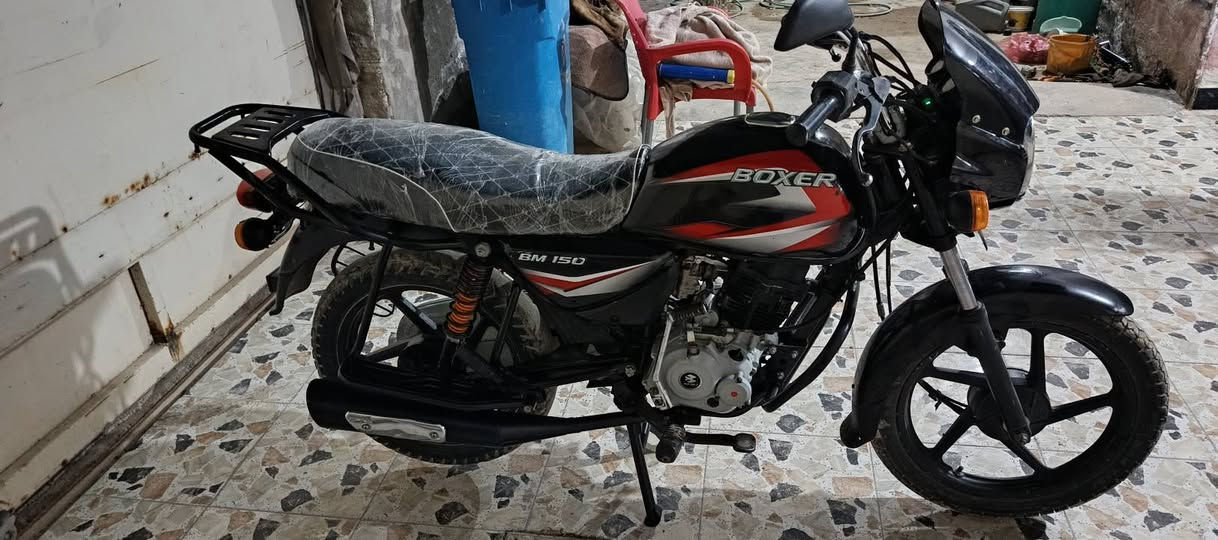 بوكسر موديل 22 اوراق كاملات للبيع سعر مليون و250 وبيه مجال للشراي موجود ع خاص او اتصل ***********
