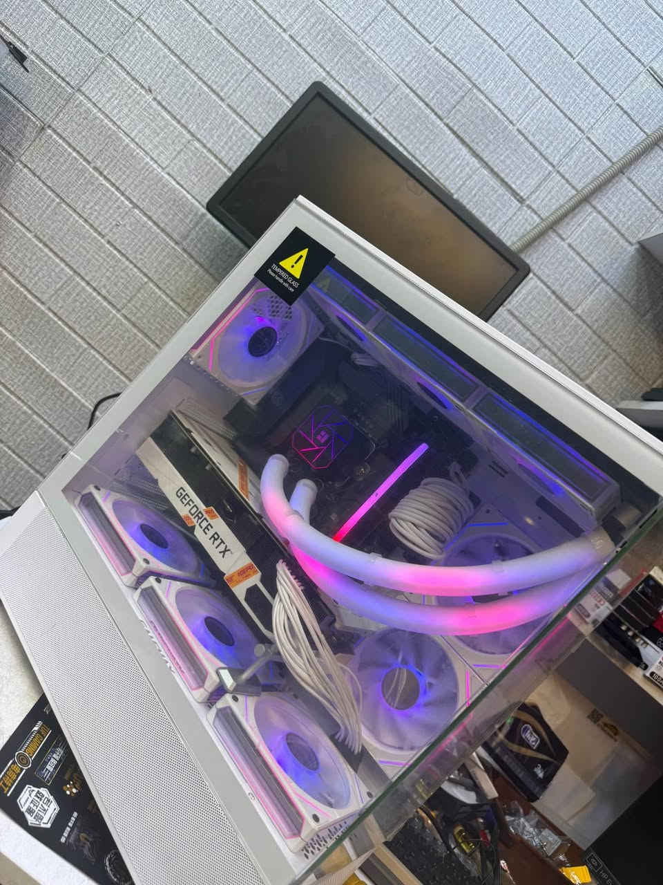 Pc gaming *********** 1400$
i5 14600kf
Z690msi ddr5
Rtx3070ti i gam
Ram 32 6000corser
2x512ssd nvm
Coolae 360 aqua elet
Caes gam max
1800w psu أربيل, العراق
