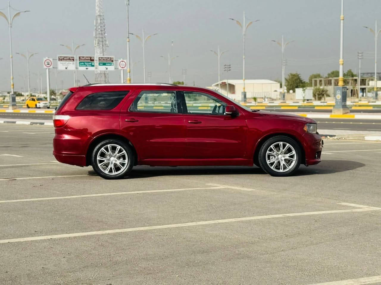 سلام عليكم دوج دورنكو
فئه RT 💪💪
سياره فووووول 
محرك 5.700
موديل 13 
رقم انكليزي بصره بسمي 
السكن كربلاء 
السعر 145 وبي مجال للشراء 
للستفسار اتصل 
***********
