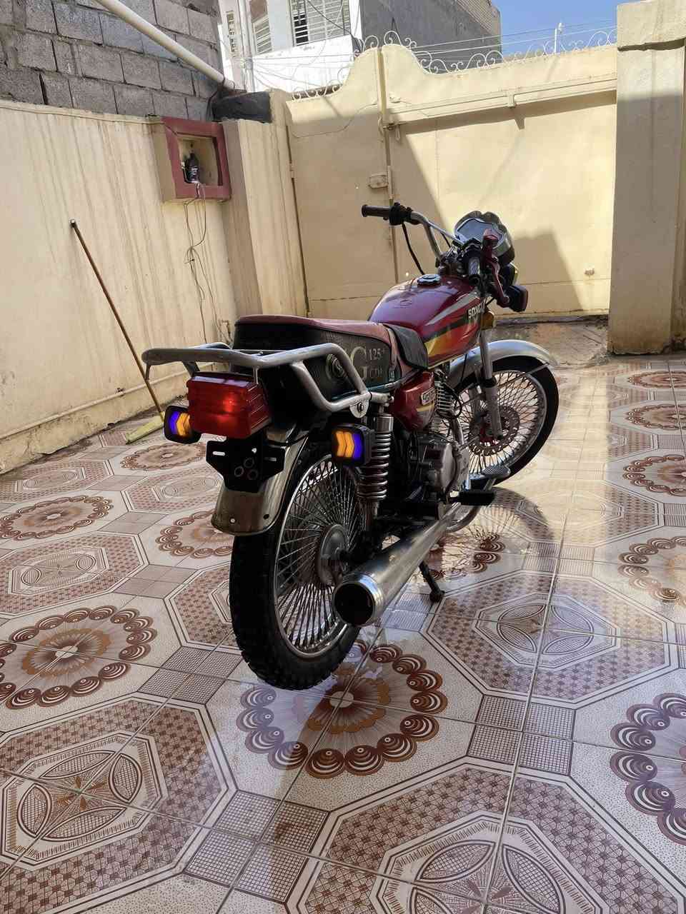 السلام عليكم دراجه سونك  4 كير موديل 2024 اوراق اصولي  دشبول الكتروني وباقي التفاصيل واضحه بل صور 
ونضافه الدراجه كذالك كدامكم السعر 525 بيهه مجال قليل هاذه رقمي ‭0770 590 3668‬
