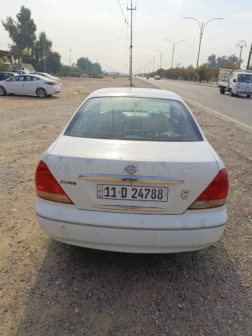 للبيع..
نيسان سني ياباني 2004
رقم بغداد بأسم اخويه
محرك و گير شرط
محرك اسود
تبريد ثلج
تخم تاير جديد
مشط ستيرن جديد 
بدون ضربة قوية او دواخل
السيارة بيها القمارة مرشوشة جمالية لأن چان عليها لاصق(فابلون) من شايلنه مشلع الصبغ وراشينها وكلشي مبين وتجي تشوف بعينك
بيها صبغ راس الچاملغ وزاوية البنيد الصفحة اليمنه
وبيها شويه صبغ يم البگ لايت اليسار
كلشي بيها وضحته
رايدها ب 83 وبيها شويه مجال
صلاح الدين قضاء بلد ناحية يثرب 
***********
اخوان الشراي يتصل ويدلل
مايعجبك المنشور اترك كلمة طيبة واعبر المنشور وحياك الله 
والسوگ كلشي بي
