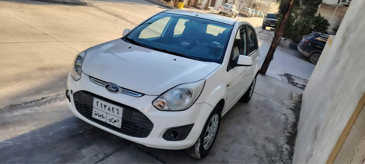 فۆرد فیگۆ ٢٠١٥، پاک و بێکێشە، سەنەوی تازە، ٢ پارچە بۆیاخە بێناوگرتن. تازە پۆلیش و قەڵەمکاری کراوە، بێ مەسرەف و بێ کێشەیە، 
*********** السليمانية, العراق
