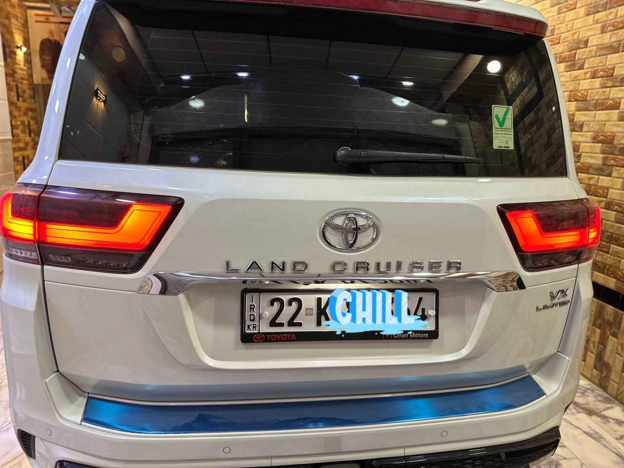 السلام عليكم
لاندكروز موديل 2023 VX لمتد اعلى فئة فول موصفات مكفولة سيارة نظيفة 
مغلفة بالكامل نانو ppf
ماشية 25 الف
بيها اجازة تظليل نسبة 80٪ من المرور
رقم اربيل مداور بعد الشراء مباشر

للبيع التواصل خاص او هاتف

 ***********
