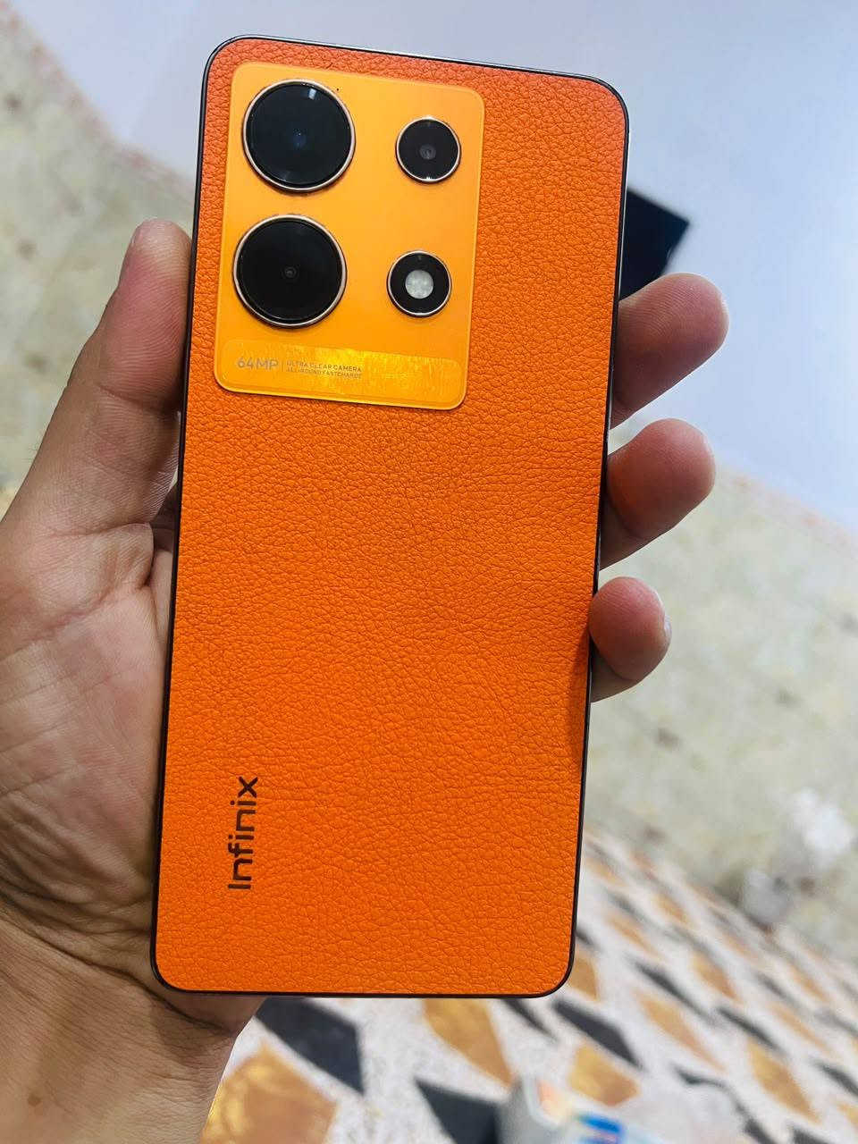 السلام عليكم 
موبايل للبيع    Infinix Note 30
ذاكره 256
رام 8+8
حالة الجهاز شركة ما مفتوح 
استخدام شخصي نضيف حيل
السعر 225 وبي مجال بسيط 
الخاص مفتوح 
رقم الهاتف ***********

ومن الله التوفيق
