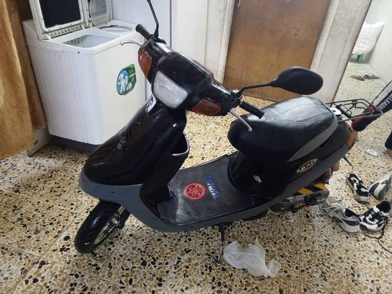 دراجة نضيفة كهرباء شغال كامل 
غير معمر شاصي نضيف شغال كامل تفحصو بيدك 
بلمعدل يطير ميكانيكو كلو كامل
السعر 270 لتواصل واتساب(***********)
