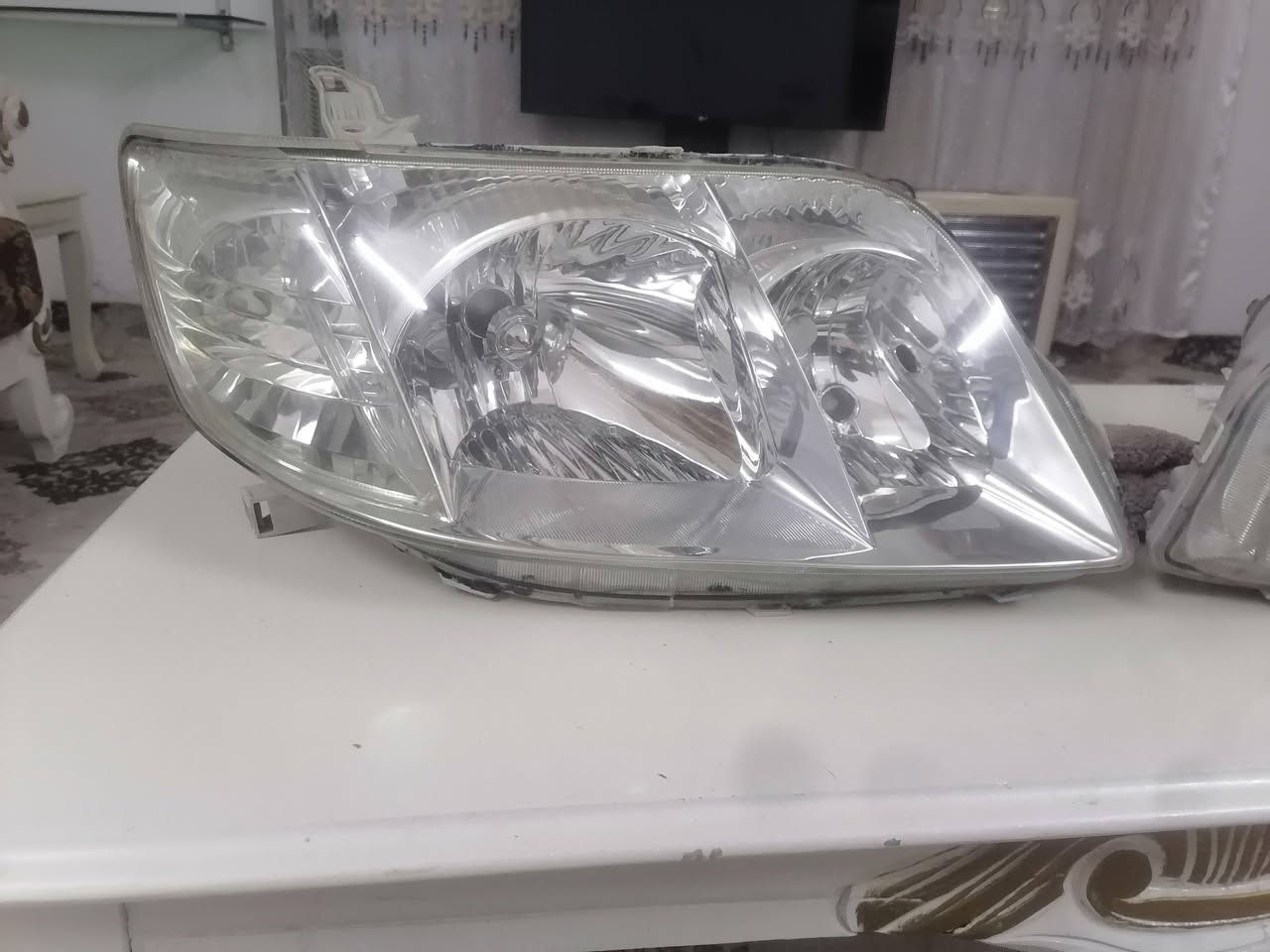 زوج لايت كورلا ٢٠٠٤ لحد ٢٠٠٧ نضيفات شريكه ديبو تايوان سعر ٨٠ الف *********** يوجد توصيل
