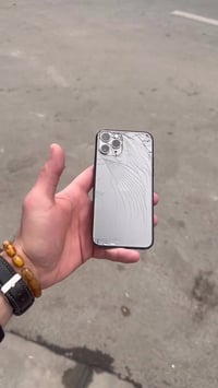 🫡 شلون الصحة حبايب🤍  توفر ايفون (مهجوم هجم) 🤣🤣🤣   ايفون 📱: 11Pro بطاري...