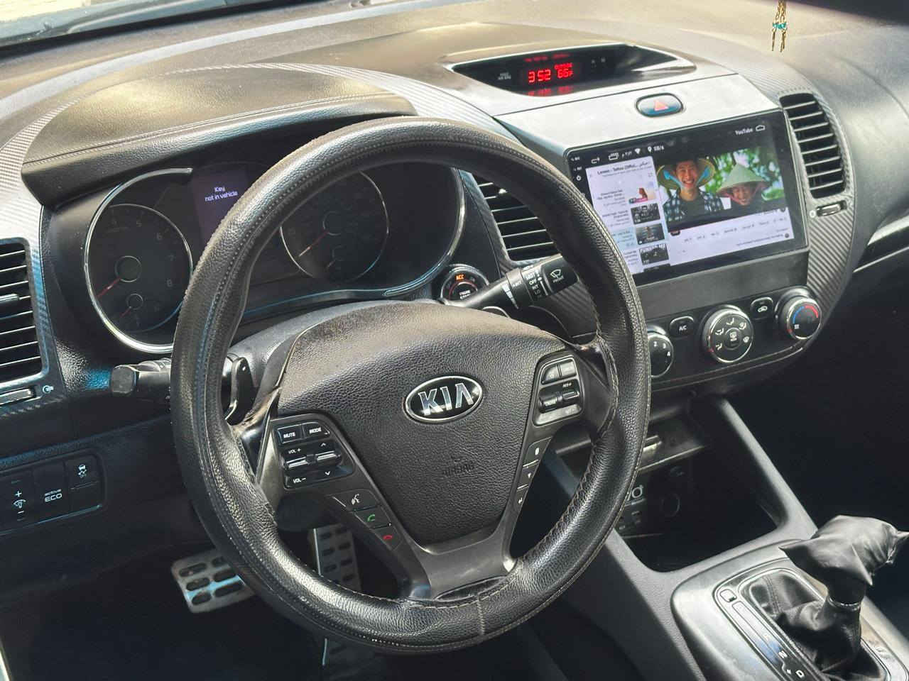 سلام عليكم
كيا فورتي مديل ١٦ محرك 1600 T GTسبورت رياضي تك باب
وارد أمريكي حادث جاملغ ودعاميع اماميه فقط
بيه شخوط قليله
مواصفات بصمه +تحكم ستيرن + ترحيب
ويل 17 جواه تخم تاير جديد بغداد, العراق


**إذا كنت صاحب هذا الإعلان وتريد حذفه لأي سبب، رجاءا أرسل رسالة إلى الدعم الفني**