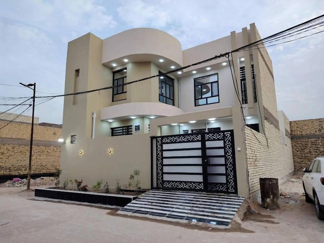 اعلان 🏛 اعلان. 🏠. اعلان 🏗
شي بسيط منً عملنا داخل وخارج المنطقة🏗
سلام عليكم 
يوجد بناء وتسليم مفتاح  نقدي او  قساط
ترميم 🏚فلوسك يمك شكال دفعات الحينً
تسليم مفتاح 
مقاولات عامة 🏗
اشراف عمل👷🏽‍♂️
تصاميم 🌍
كادر ذو خبرة عالية 💪🏼
استفسار ***********
*********** وتساب مراجعه مكتب 🏢 العاصمة للعقارات والمقاولات العامه العنوان ام الخيل ساحه الاحتفالات قرب البلديه الجديده
