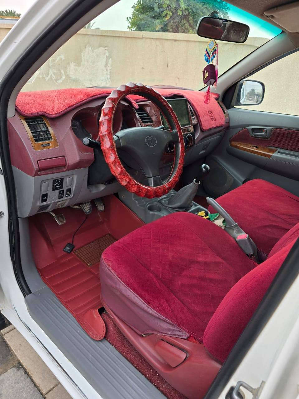 سلام عليكم للبيع هايلوكس للبيع موديل٢٠٧ ***********
