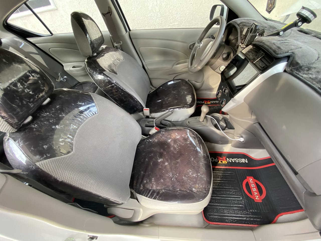 للبيع نيسان سني موديل 2024 شباك الجديد رقم اربيل سياره جديده مدوشمه ارضيه وكشنات سبير ما نازل للاستفسار ***********
