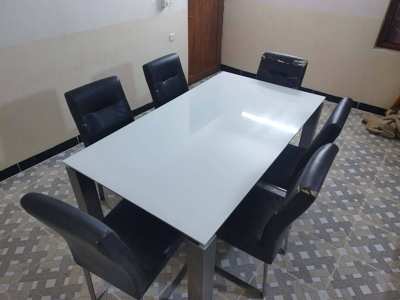 ئه م ميزه بوفروشتن هيچ عه يبى نيه له سىليمانى ٦كورسييه
ميز وكراسي للبيع مابيهم اي عيب ٦كراسي مكان سليمانيه


**إذا كنت صاحب هذا الإعلان وتريد حذفه لأي سبب، رجاءا أرسل رسالة إلى الدعم الفني**