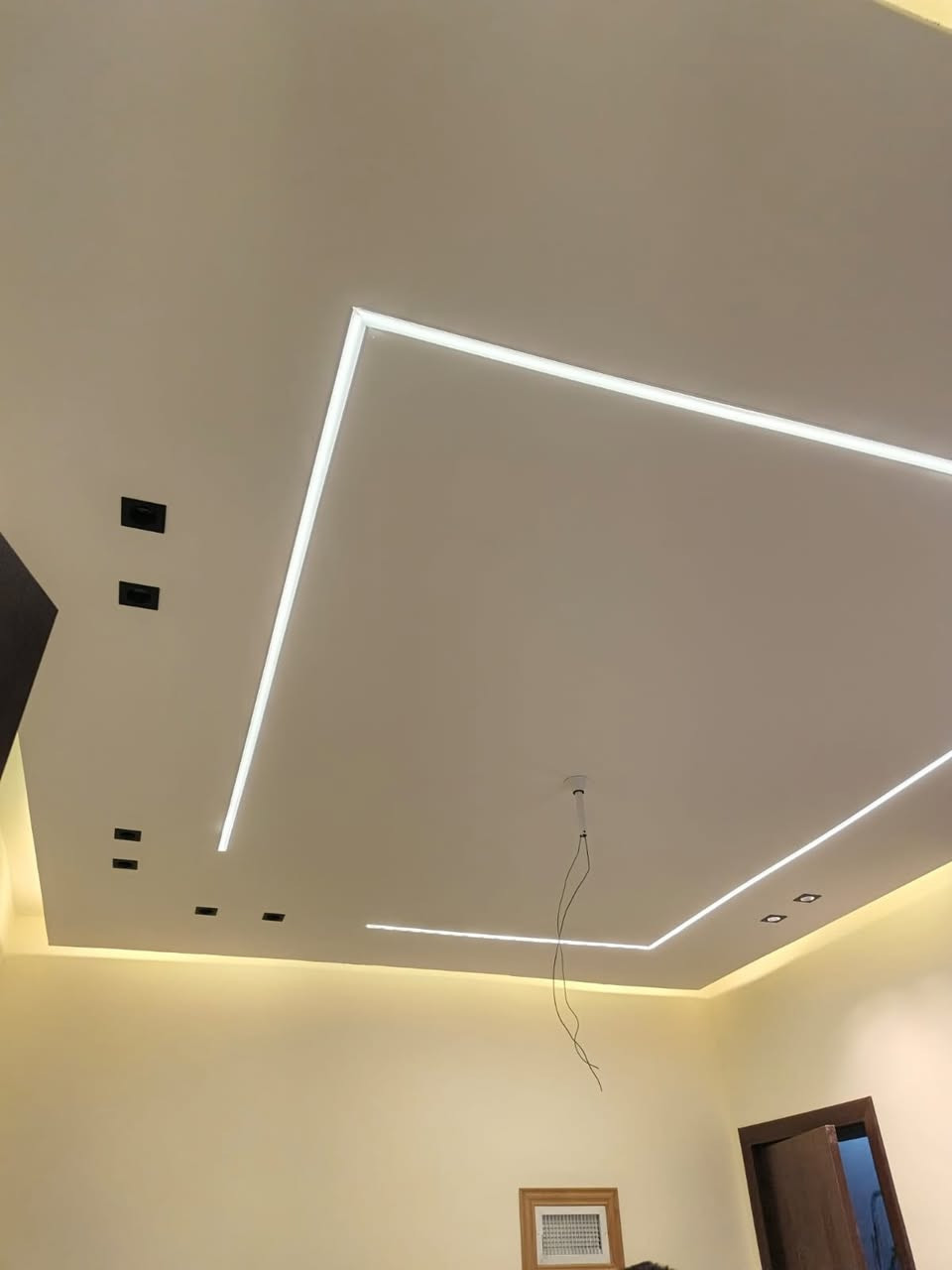 على بركة الله تعالى تم انجاز ديكور سقف استقبال من اعمال مكتب ابو عبدالله للديكورات
للاستفسار
***********
***********
