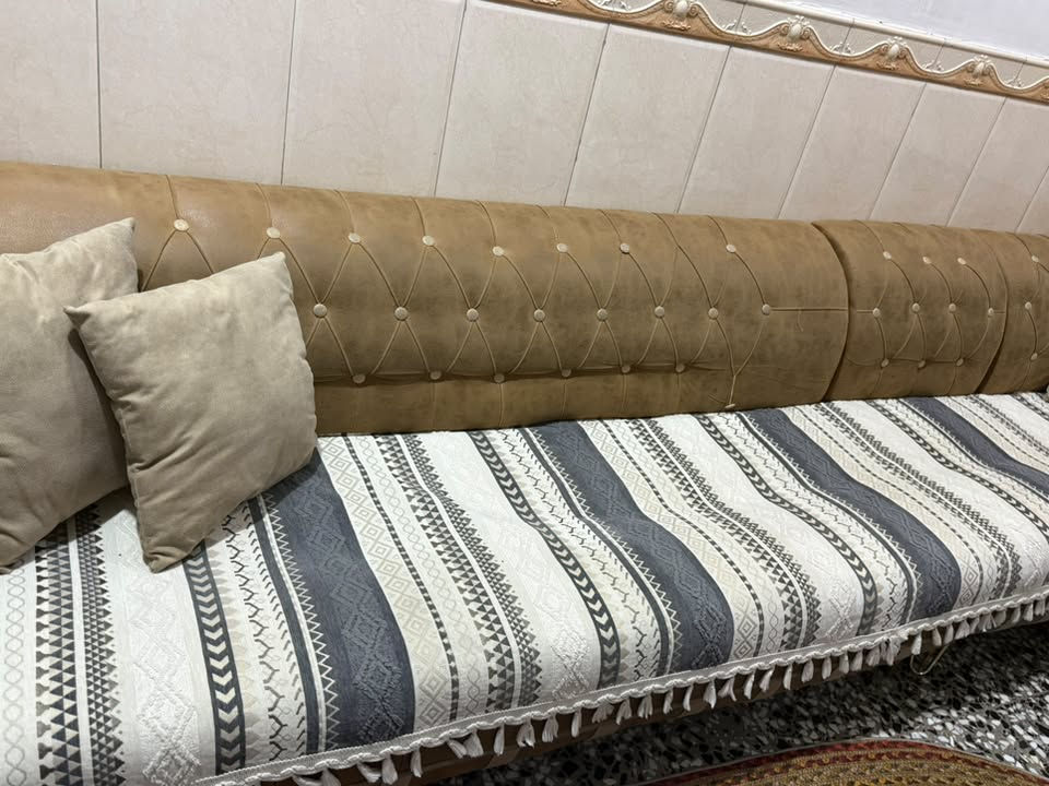 السلام عليكم ورحمة الله وبركاته تخم للبيع 
الموقع 
حله نادر الثانيه الشارع الخدمي مجاور مول الخير الثاني

للاستفسار الاتصال على الرقم 
***********
