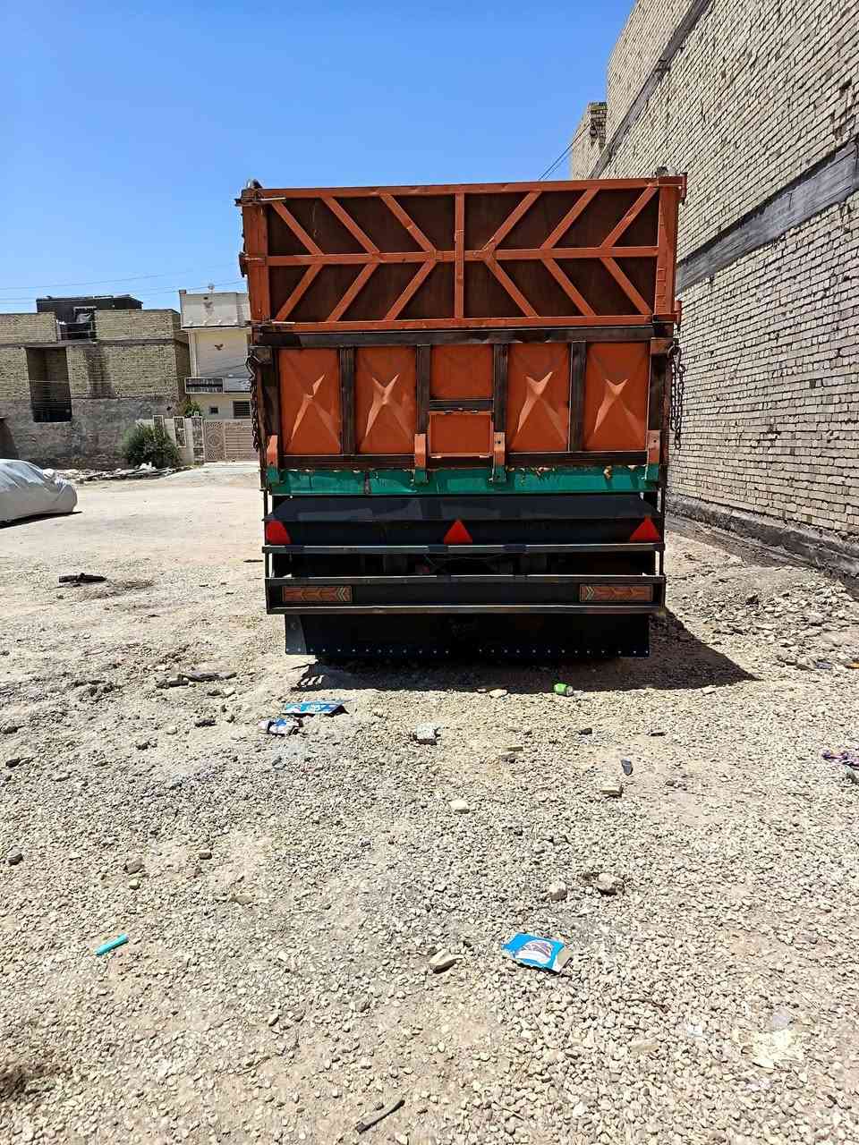 للبيع عربانه ٧مترات وربع تخم تاير ٢٠ صينيه ١١٠ جاهزه كهربايات هوه بريك كله جديد سعر ***********
