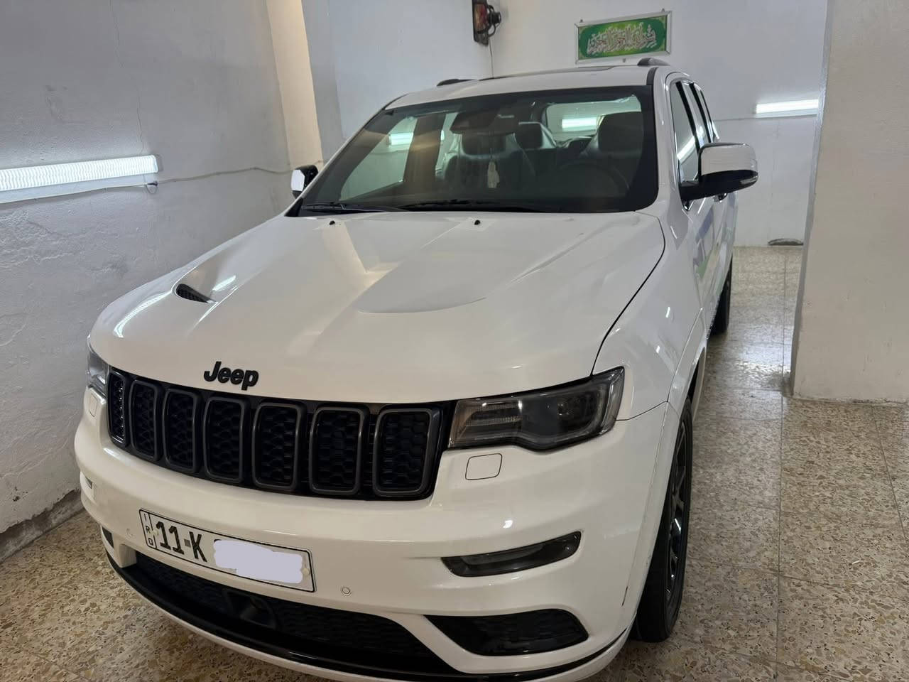 السلام عليكم جيب S موديل 22 للبيع فول مواصفات  ام الرادار وكاله ليث العبيدي   . سياره ع وضع الشركه ماشيه 29 ميل بيه فقط شخط بكد الاصبع مسحوب بلجهاز    كتلوكات موجوده دبل بصمه. السعر 38 ونص.  رقم بغداد بسمي ***********
