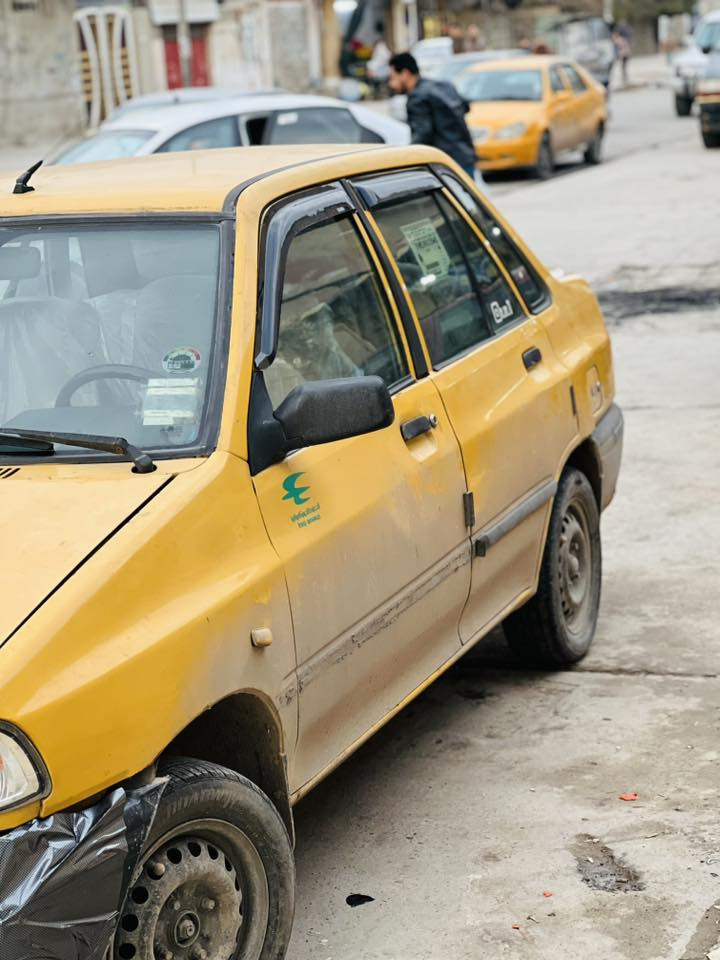 السلام وعليكم 
مكلف بالنشر سايبه للبيع موديل 11
كير شرط
ومحرك شرط لاصرف ولا نفخ 
شواصي نضاف
كابون بيها وشرط التحويل السعر 26 وبيها مجال
مكان السياره موصل جانب الايمن 
للتواصل ***********
