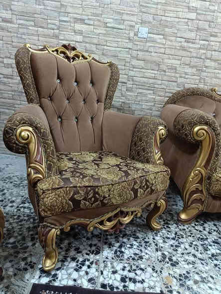 تخم تركي ملكي 10مقاعد خشب زان السعر ٦٠٠ المكان كوفه ***********
