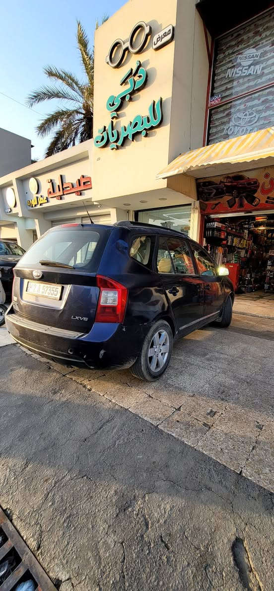 كيا راندو موديل 2008 امريكي  محرك 6 2700 تبريد تدفئة مواصفات LX تحكم ستيرن كاميرة شاشة ضرر صفحة اليمين محرك كير مال كصة سيارة نضيفة بس يحتاجلها شوي ترتيب وصبغ تقحيل سيارة ب اسمي السعر 85 
شراي اتصل *********** موصل, نينوى
