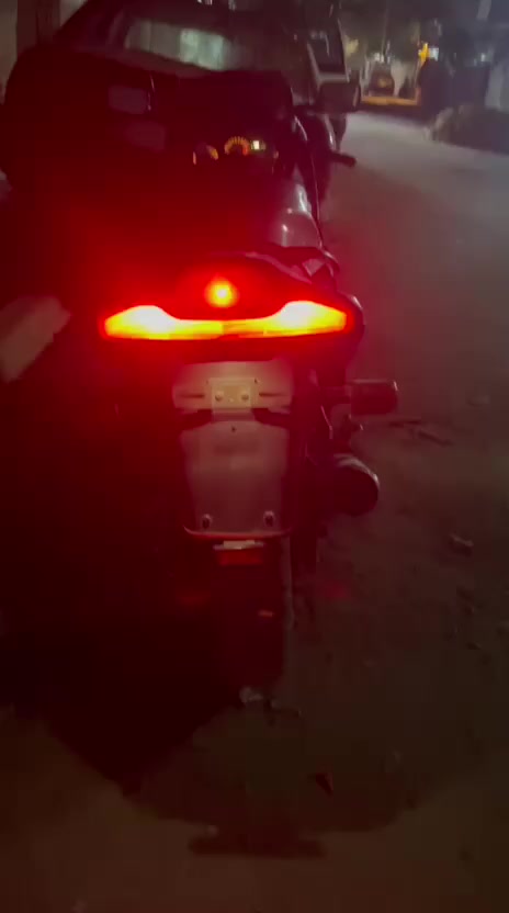 سلام عليكم بطح قرش مكينه400 الدراجه كامله خير من الله مكفوله مكينه او شاصي او اوراق كامله ومدفوع كمرك المكان بغداد حي اور السعر1400 وبيها مجال حك الجيه الرقم***********
