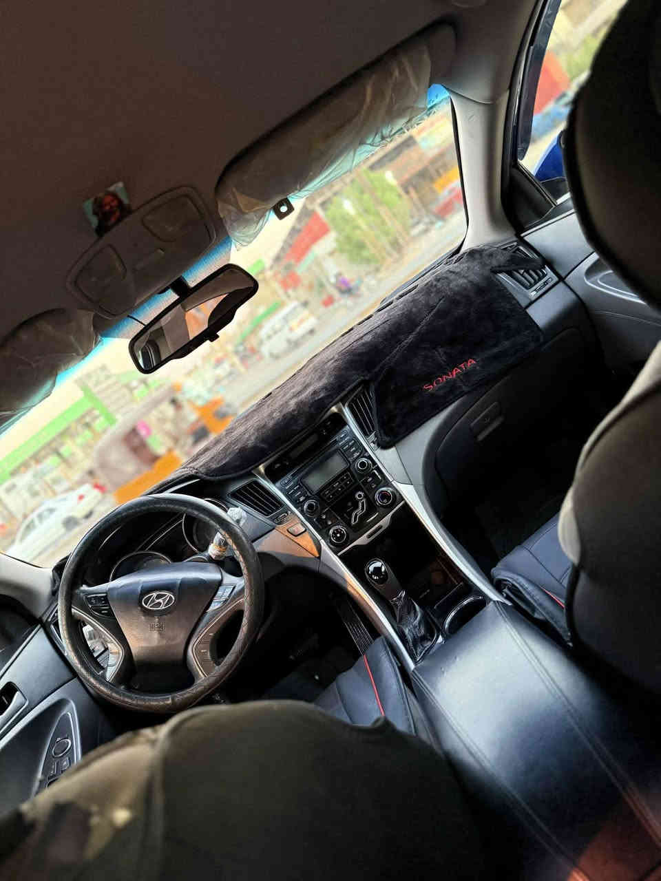 السلام عليكم
سوناتا2013
بيها قطعتين فقط 
بدون دواخل 
محرك السياره 2400gdi
معلايه كازكيت ومجفته جديد 
مابيها اي نقص السياره 
رقم ديالى تحويل ثاني يوم 
السونار كدامك 
جاهزه على اخر حبايه 
للبيع سعرها97وبيها مجال بسيط 
مكاني بغداد العبيدي
***********
