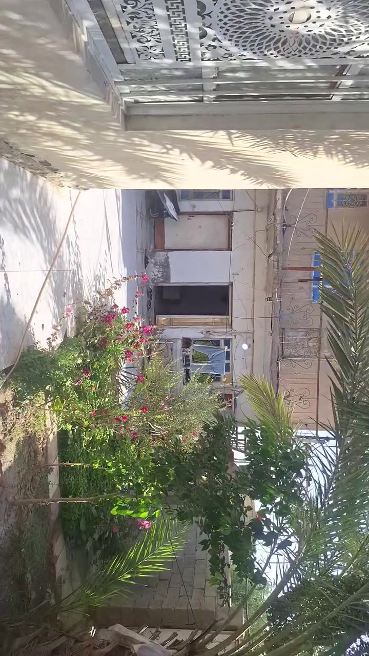 بيت للبيع نزله الئه ابو فياض مقابيل مجمع السكني قريب ع مدرسه الطرابلس البيت قاطين
مساحه البيت 300 وبيه وصل تطويب.
السعر 125 قابل لتفاوض
الرقم ***********
