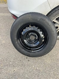 ويل وتاير صيني غير مستعمل حجم 195/65/R15 سعره 65 وسبير طوارء جديد مع ا...