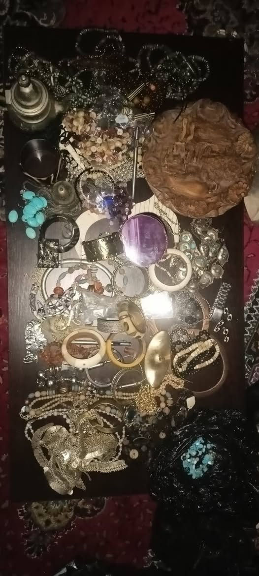 انتيكه فضه واحجار كله شلع على 200 قفل


**إذا كنت صاحب هذا الإعلان وتريد حذفه لأي سبب، رجاءا أرسل رسالة إلى الدعم الفني**