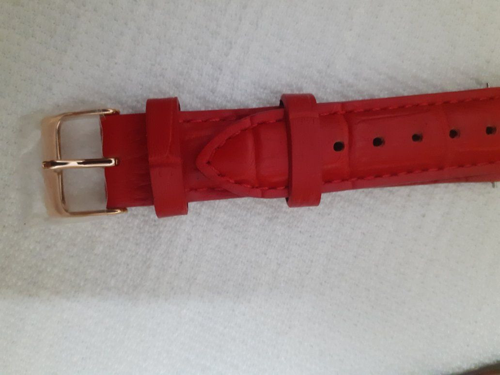 السلام عليكم 
٣٥ قطعه سير ساعه بشرط جلد مع البيم جدد القطعه ٥٠٠ دينار


**إذا كنت صاحب هذا الإعلان وتريد حذفه لأي سبب، رجاءا أرسل رسالة إلى الدعم الفني**