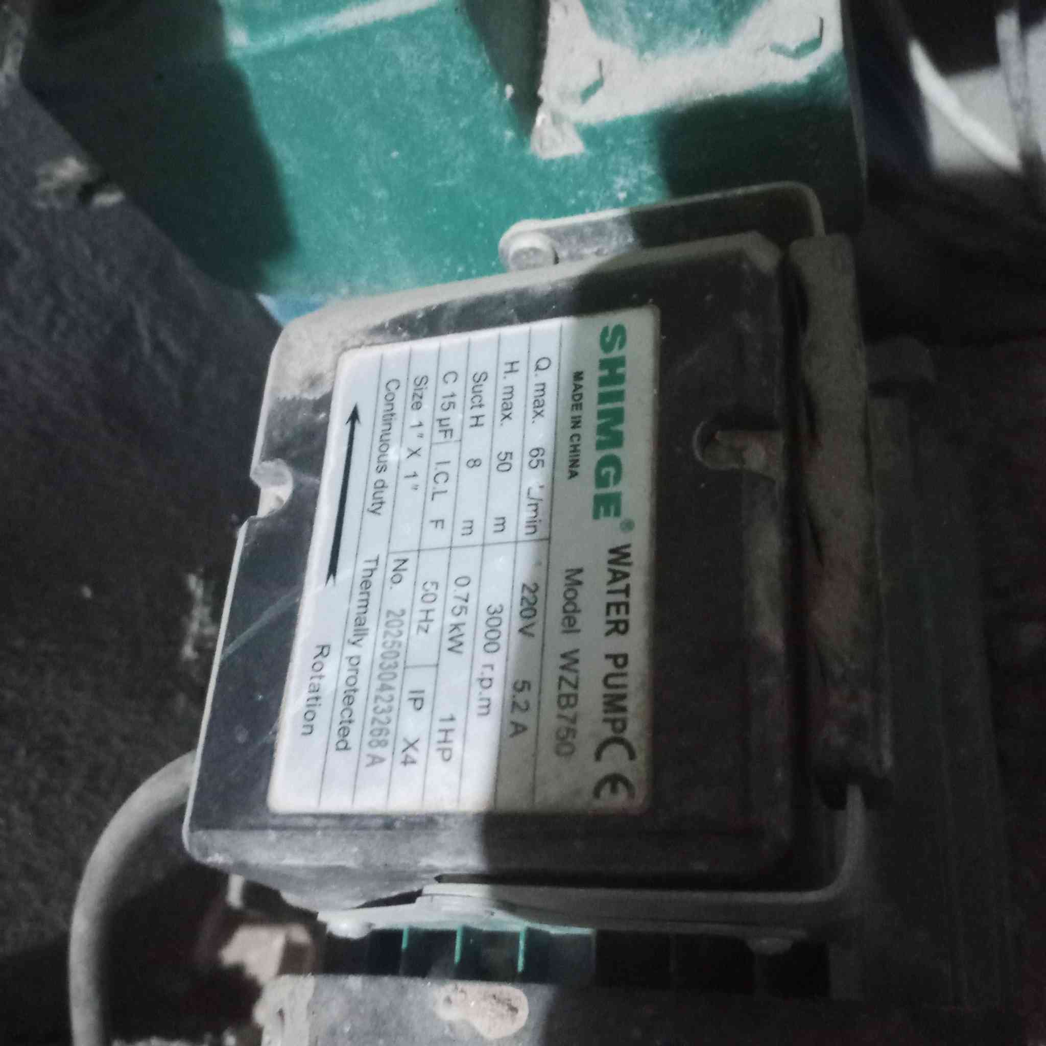 ماطور للبيع مكاني حي المعلمين أخو الجديد الي يشتري يراسلني أو يتصل كلش نضيف ***********
