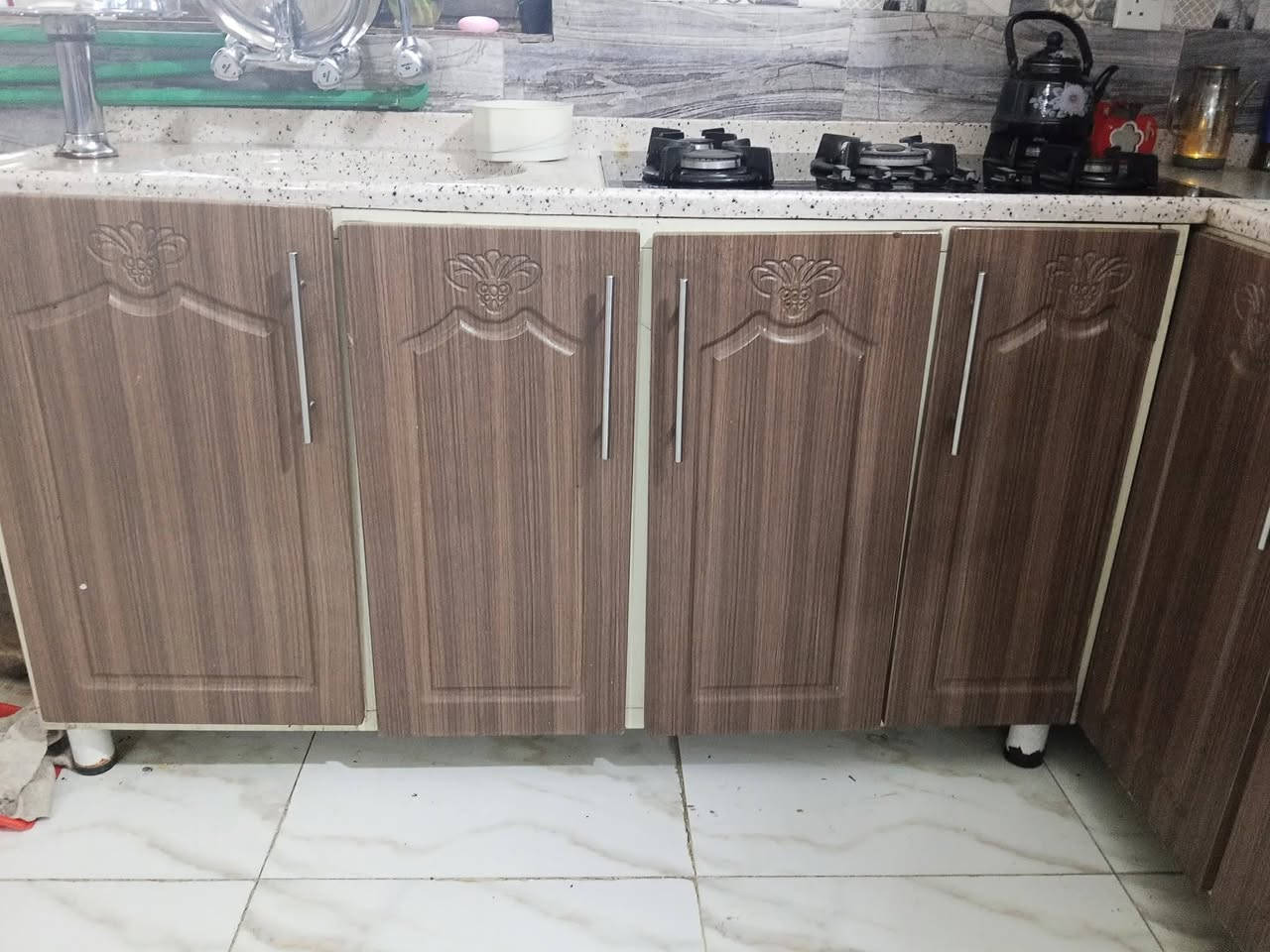 سلام عليكم كاونتر للبيع 175وبي مجااال رقم الهاتف ***********
