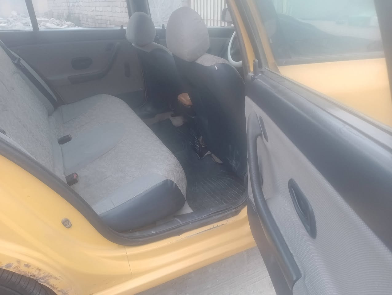 السلام عليكم
سمند 2010
سيارة ع بلاد
كير محرك شرط
حدادية جاهزه جديده بيها بس هوزن صفحه وحده مستحق تبديل 
سنوية 2026  مصفره هيئه وغرامات 
دواخل نضيفه كلش 
كهربائيات شغاله من الطول للطول  ومنضومة بانزين كله جديد 
باتري وتخم تاير جديد 

بسمي

السعر 30وبيها مجال قليل 
***********
