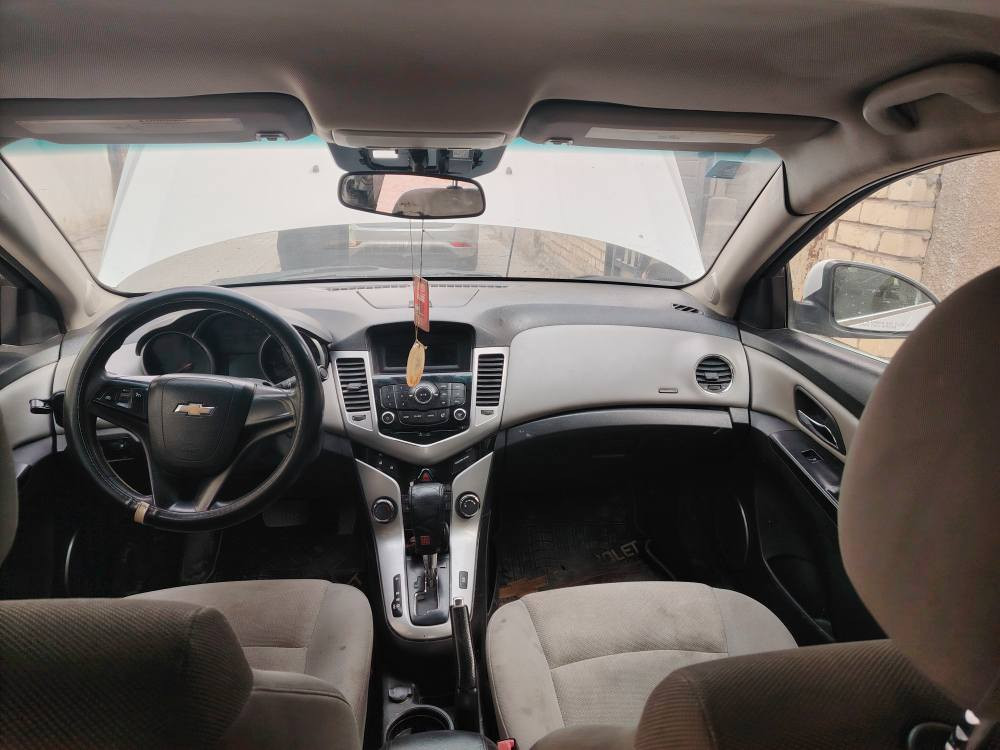 كروز 2012 بلاديه امريكي 1400 هزه وسنويه جديده سياره جاهزه ماشية 181 كلشي بيه شغال السعر 78 وبي مجال مكاني بغداد الدوره اي استفسار ***********
النقص فيشه مال كمبريسر مكسوره تصير ويه اللشه مال كمبريسر لازم تبديل
شمعات اماميه فقط بغداد, العراق
