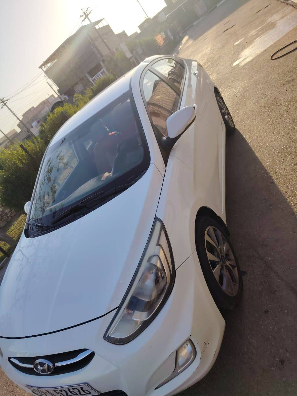 السلام عليكم ورحمه الله وبركاته
اكسنت موديل 2016 للبيع السيارة بلادية على وضع الشركة ماشية 80 الف فقط مكفولة كفالة عامة مكينة گير كشر كلشي بلادي ماعدا طخات بسيطة جداً على وضعهن مبينات بالصور حتى قطرة تكحيل مابيها السيارة مواصفات1-  اشاير بالمري 2- تحكم مري كهرباء 3- شاشة تاب واي فاي 4- ارضية جلد 5- منضومة ABS 
6- ويل كب كروم رياضي 4 . 7- دسك امامي خلفي 
مكينة 1400 كير 6 نمر السونار مرفق بالصور واذا طلع غير السونار اني اخسر السونار 
 ترهم مراوس بأقل  وبيع بسعر 108 وبيها مجال للشراي للاستفسار اكثر الاتصال على *********** موجود واتساب
