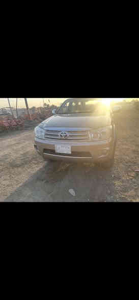 تيوتا فورجنر ٢٠٠٨سياره ٤سلندر ٢٧٠٠
كامله مبيه نقص من تبريد وكير ومكينه
سبعه راكب ٣قطع تبريد 
مكفوله من تبديل وضربه وفتح اي قطعه
فقط صبغ حزام اثر جراد 
السعر ١٢٨$وبيه مجال قليل 
***********
عنوان الدجيل
