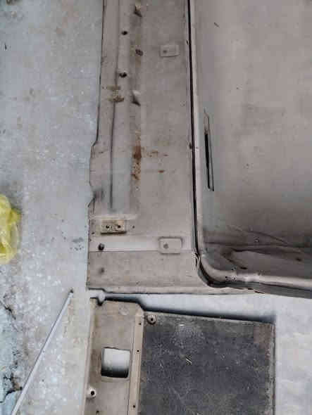 السلام عليكم قرفه مال كرواتي قماره لكزز بلادي للبيع السعر مليون دينار مكان الفلوجه ***********  أثير ***********
