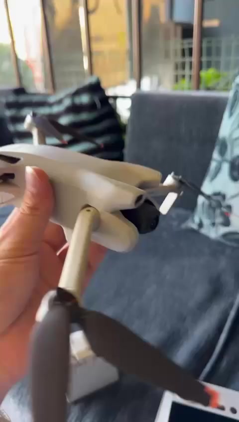 Dji mine 3 combo. ya paqsha tshten we hame ed gal.(3 patree o smart controla o chante wê zhe ed gal da)550$
📍Kurdistan-zakho


**إذا كنت صاحب هذا الإعلان وتريد حذفه لأي سبب، رجاءا أرسل رسالة إلى الدعم الفني**