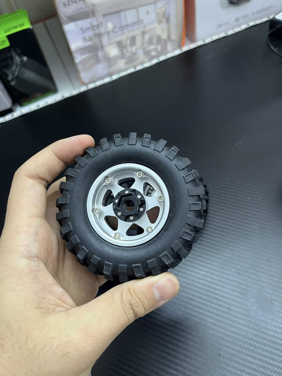 السلام عليكم اربع تايرات للبيع اكتب تم يوصلك السعر
توصيل جميع المحافظات موجود


**إذا كنت صاحب هذا الإعلان وتريد حذفه لأي سبب، رجاءا أرسل رسالة إلى الدعم الفني**