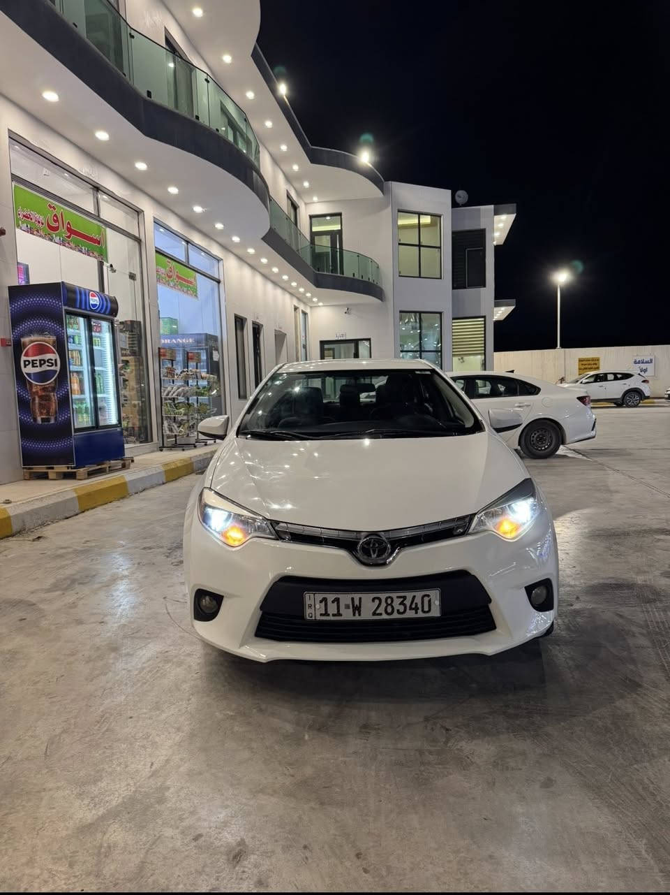 السلام عليكم كورلا 2014 le للبيع
وارد امريكي
(((كير قطره AT))) المرغوب قليل بهذا الشكل
 المسافة المقطوعة: [155 الف ميل]وقابل للزيادة 

الصدر كله جديد + دسكات وفلنجات جدد
تخم تاير جديد 

الحادث 
جاملغ خلفي وقبغ جنطه 
((بيه صبغ الجاملغات الخلفيه. وقبغ الجنطه مبدل ومصبوغ))
يعني 3 قطع صبغ فقط سونار موجود (السيارة بدون دواخل)

السيارة نضيفة جدا وممتعوبه مال بيت ومحافضين عليه 

 السعر: [119$] ومجال بسيط جداً 
 للاتصال: [***********]
العنوان: بغداد حي الخضراء
