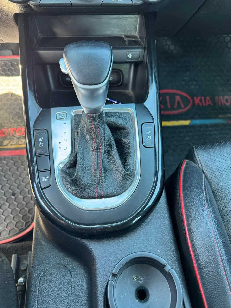 السلام عليكم للبيع  فورتي جيتي تيربو🩶
فورتي جي تي ٢ 

موديل 2021

ماشيه  بل74 الف تقريبًا 

كير Dct دبل كلج 7نمر الكير المرغوب القوي يعني طياره 

مكينه 1.6 تيربو  201hp

رقم بغداد تحويل ثاني يوم  

حادث موضح 

مواصفات GT معروفه فول1/1 اعلى واخر شي بل فورتي  

فتحة سقف (سلايد)

🔥بصمه وتشغيل عن بعد 

🔥شاحن وايرلس 

🔥جنطة كهرباء 

🔥اشاير مري 

🔥شفتات ستيرن 

🔥رادار جانبي

🔥رادار امامي 

🔥رادار تحديد مسار 

🔥اوتو هولد

🔥ايقاف ذاتي 

🔥مثبت سرعه 

🔥مانع انزلاق 

🔥تبريد قطعتين 

🔥شاشة جبيره 9انج 

🔥كشنات جلد  

اناره داخليه بل أبواب وبل دشبول علامه الGT الوان عديده

🔥تدفئة وتبريد كشنات

🔥 سستم صوت 🔉harman kardon

🔥تبريد بيانو +مناخ منفصل

🔥تشغيل عن بعد

🔥كزوز صوت بلادي رياضي

وبعد هواي  مواصفات  بل جيتي

سعر مناسب148

 

للاستفسار  على الرقم +واتس اب

‏***********
