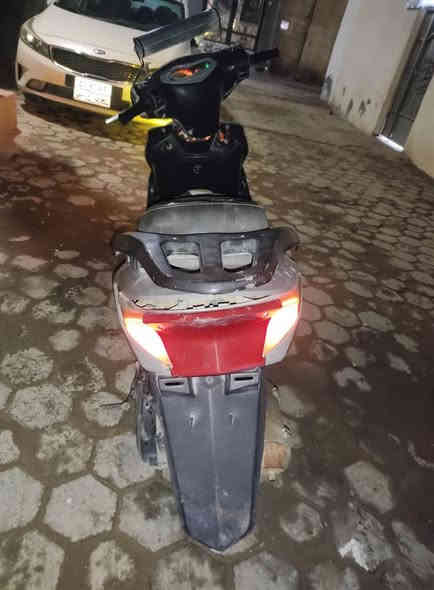 سلام عليكم دراجه هندر واحد البيع مكاني نجف حي الانصار السعر 250 قفل قفل وهاذه رقمي ***********
